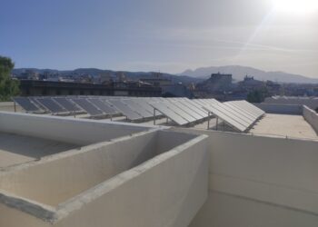 Τρία σχολεία του Αγρινίου συνδέθηκαν με φωτοβολταϊκό σταθμό