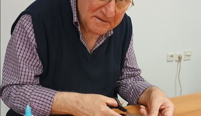 Αγρίνιο: έκθεση – κολάζ γραμματοσήμων του Αθανασίου Τσουράπη