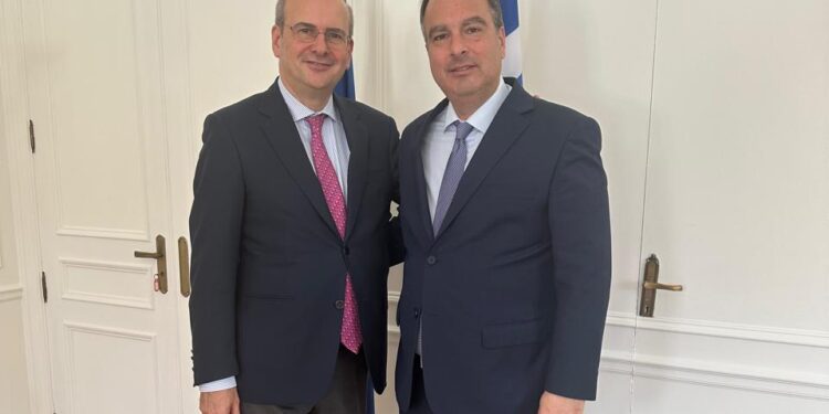 Συνάντηση του βουλευτή Θανάση Παπαθανάση με τον Αντιπρόεδρο της Κυβέρνησης Κωστή Χατζηδάκη