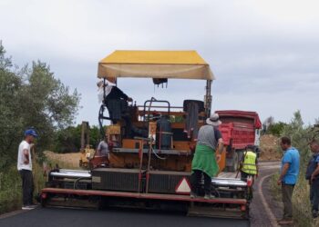 Ολοκληρώθηκαν οι εργασίες ασφαλτόστρωσης του αγροτικού δρόμου Καθαροβουνι-Ελαιόφυτο και η αντικατάσταση δικτύου ύδρευσης Φλωριάδας στη Δ.Ε. Μενιδίου