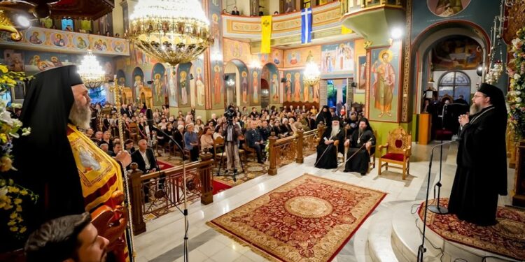 Ο Εσπερινός του Αγίου Χριστοφόρου στο Αγρίνιο