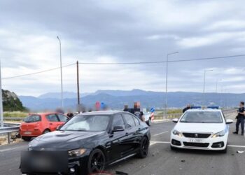 Τροχαίο στην επικίνδυνη διασταύρωση της Περατιάς – Πλαγιάς / Δύο τραυματίες