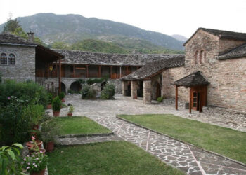 Ο Ι.Ν Αγίου Δημητρίου Παραβόλας Αγρινίου διοργανώνει προσκυνηματική εκδρομή σε τρία Ιερά Προσκυνήματα της Ηπείρου