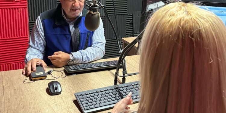 Ο Γ. Λεχουρίτης για ακρίβεια, παράνομες χρεώσεις & την προσπάθεια απομάκρυνσης κεραίας στο Μεσολόγγι