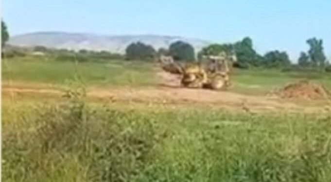 Μεσολόγγι-Κ.Λύρος: Δημοτικά μηχανήματα κάνουν εξυπηρετήσεις σε αντιδημάρχους- «Αυτοί είστε»