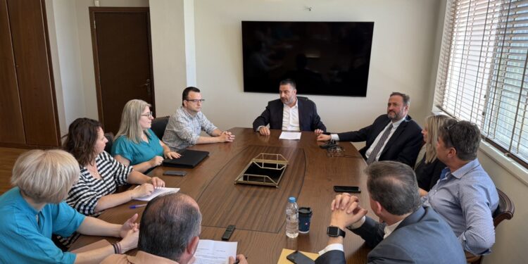 Συνάντηση του Αντιπεριφερειάρχη Θ. Μαυρομμάτη με τον Σύλλογο Εργαζομένων στις Δ.Ο.Υ. Αιτωλοακαρνανίας