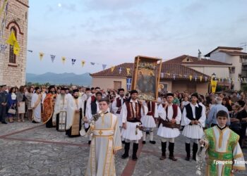 Αιτωλ/νία:Με λαμπρότητα η εορτή του Αγίου Πνεύματος στο Παναιτώλιο και στο Αγρίνιο