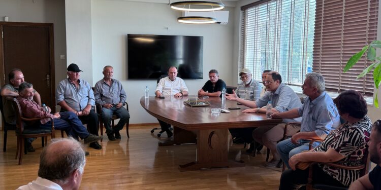 Σύσκεψη στην Αιτωλοακαρνανία για τις επιπτώσεις στην κτηνοτροφία από την απαγόρευση μετακινήσεων των κοπαδιών, λόγω της νόσου της ευλογιάς