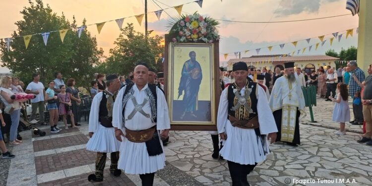 Με λαμπρότητα εορτάσθηκε η μνήμη των Αγίων Πρωτοκορυφαίων Αποστόλων Πέτρου & Παύλου στην Αιτωλ/νία