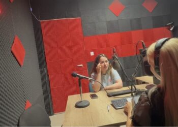 H Bασιλική Λαζαρίνη, μία από τις “πρωταθλήτριες” του 2ου Λυκείου Αγρινίου μιλά για την επιτυχία της στις Πανελλήνιες