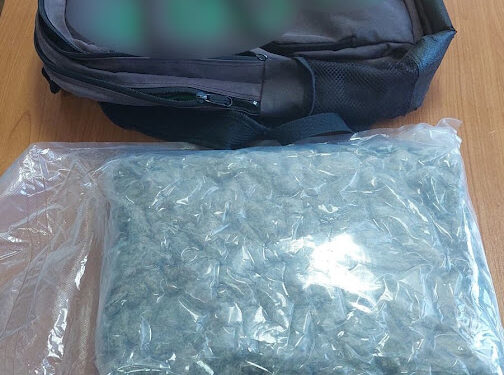 Αγρίνιο: Πέταξαν τα ναρκωτικά και έγιναν “καπνός” αλλά οι αστυνομικοί τους εντόπισαν