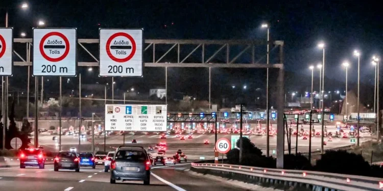 Συνεχίζεται η επιστροφή των εκδρομέων – Πού έχει κίνηση