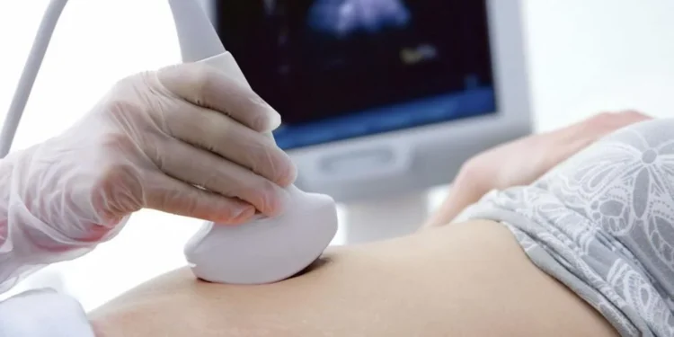 Νέα προγράμματα προληπτικών εξετάσεων για σπάνια νοσήματα σε νεογνά και γυναίκες