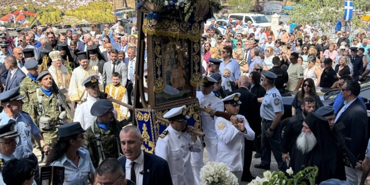 Σε απευθείας μετάδοση η Πανηγυρική Θεία Λειτουργία από την Ι.Μ. Παναγίας Φανερωμένης Λευκάδας