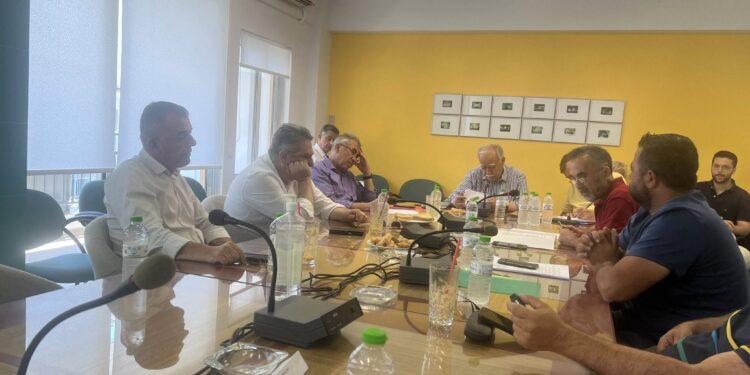 Nα παραμείνει σε λειτουργία ένας ΦΟΔΣΑ σε κάθε νομό πρότεινε η Περιφερειακή Ένωση Δήμων Δ.Ε