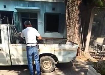 Σε επιχείρηση αφαίρεσης τραπεζοκαθισμάτων προχώρησαν σήμερα οι αρμόδιες υπηρεσίες στο Αιτωλικό