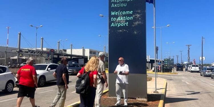 Με τρία Γραφεία Τουριστικής Πληροφόρησης στις βασικές πύλες εισόδου, η Περιφέρεια Δυτικής Ελλάδας καλωσορίζει του επισκέπτες