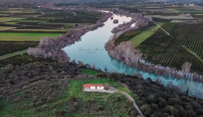 To ξωκκλήσι του Αγίου Ηλία στην Κατοχή Οινιαδών