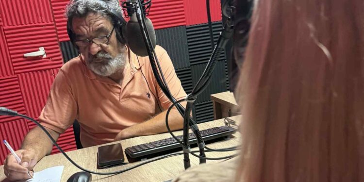 Ο Στέλιος Φούντας για την συλλογή διηγημάτων του με τίτλο «Τρία πρόσωπα» (ηχητικό)