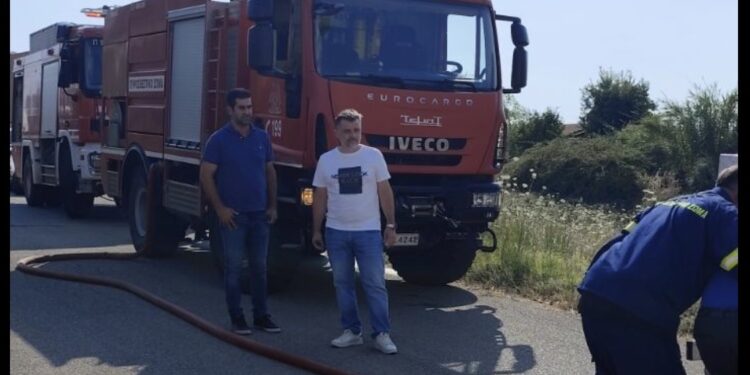 Φωτιά εκδηλώθηκε  σε κατοικημένη περιοχή του Αγίου Κωνσταντίνου Αγρινίου