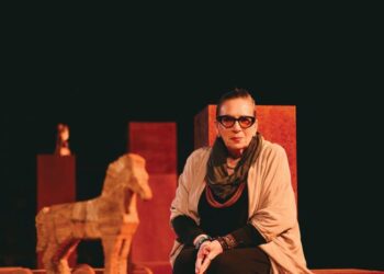 «Χορικά ύδατα»:Ακυρώνεται η παράσταση της Λίνας Νικολακοπούλου