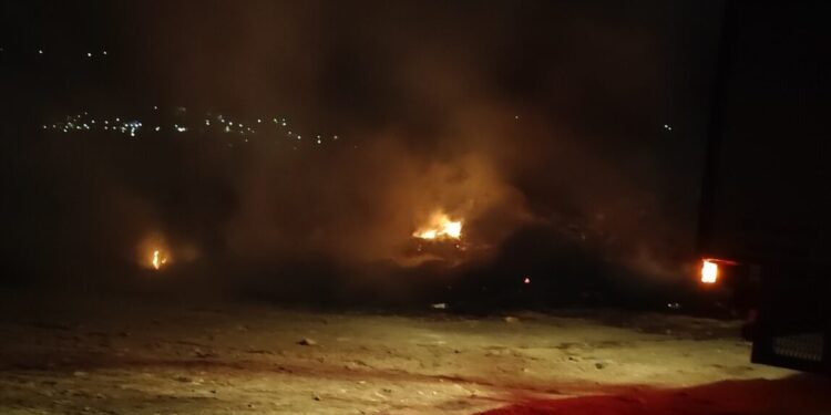 Πυρκαγιά σε αγροτική περιοχή στο Δ.Δ Κάτω Κερασόβου (βίντεο)