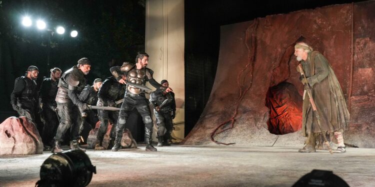 ΦΙΛΟΚΤΗΤΗΣ του Σοφοκλή – Μοναδική βραδιά στο Κηποθέατρο Αγρινίου