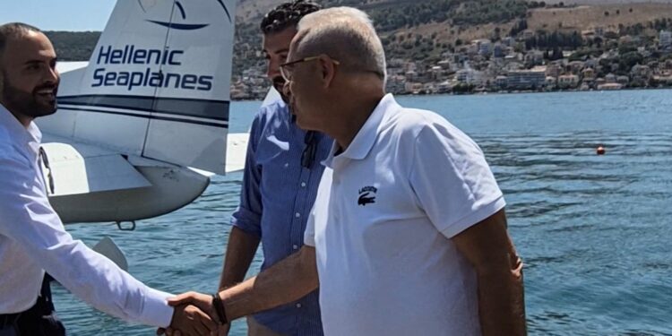 Πραγματοποιήθηκε σήμερα η πρώτη επίσημη δοκιμαστική πτήση υδροπλάνου στην Αμφιλοχία