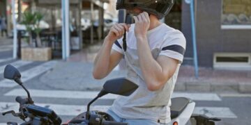 Δυτική Ελλάδα: Εντατικοί έλεγχοι και παραβάσεις για τη μη χρήση κράνους