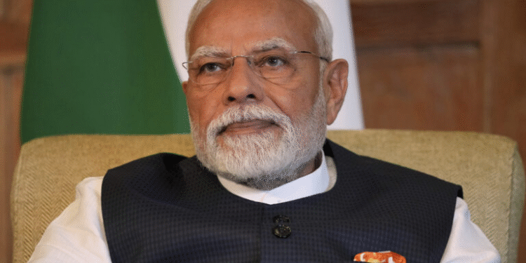 Διαψεύδει ο Μόντι τον Τραμπ για την κατάπαυση του πυρός με Πακιστάν