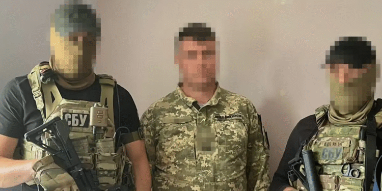 Ουκρανία: Σύλληψη στρατιωτικού για κατασκοπεία υπέρ της Ρωσίας – Στόχευε θέσεις F-16 και Mirage 2000
