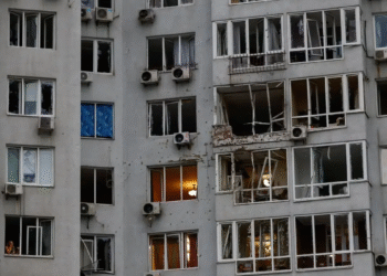 20 νεκροί από ρωσικά πλήγματα στην Ουκρανία – Επιθέσεις μετά το τελεσίγραφο Τραμπ στον Πούτιν