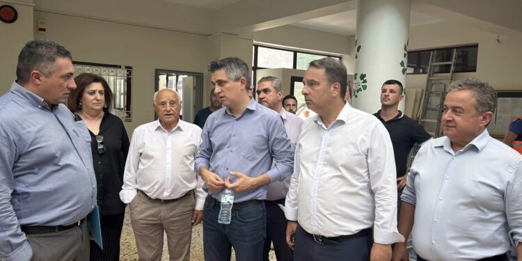 Στο Λύκειο Κατούνας ο Υπουργός Υποδομών και ο Γ.Γ-επιθεώρησε τις εργασίες ανακαίνισης
