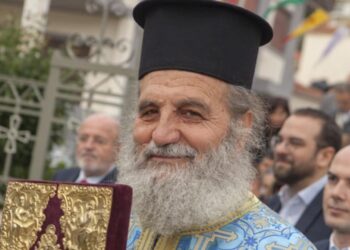 Πένθος σε Αετό και Αστακό: Τελευταίο μπάνιο στην Φοινικιά για τον ιερέα Δημήτρη Τέγα