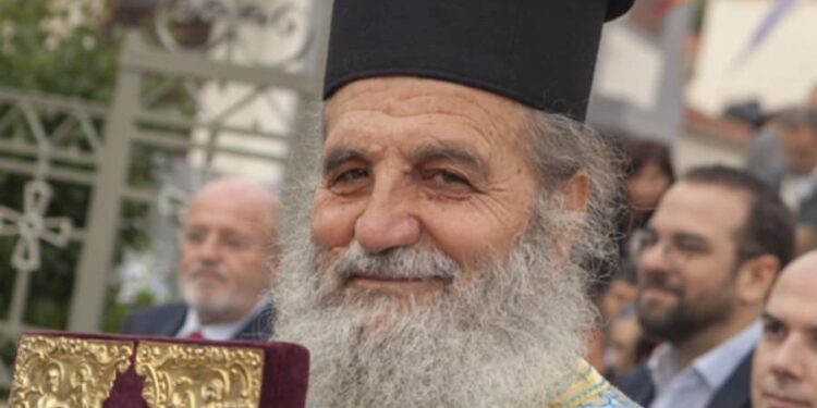 Πένθος σε Αετό και Αστακό: Τελευταίο μπάνιο στην Φοινικιά για τον ιερέα Δημήτρη Τέγα