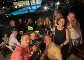 Νάξος: Ένταση σε ταβέρνα με Εβραίους τουρίστες – Η απάντηση των ιδιοκτητών