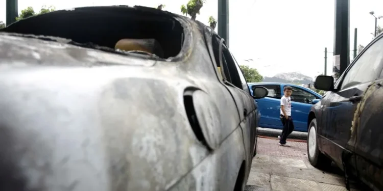 Πάτρα: Κάηκαν 550 αυτοκίνητα της ΑΑΔΕ