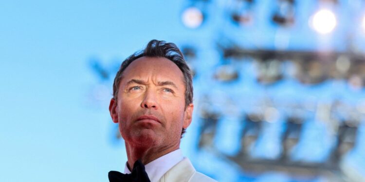 «The Wizard of the Kremlin»: Ο «Πούτιν» του Τζουντ Λο στο δρόμο για το Χρυσό Λέοντα στη Βενετία