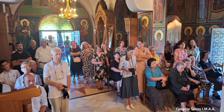 Θεία Λειτουργία στο Ιερό Ησυχαστήριο Μεταμορφώσεως Σωτήρος Τσουκαλάδων Παραβόλας