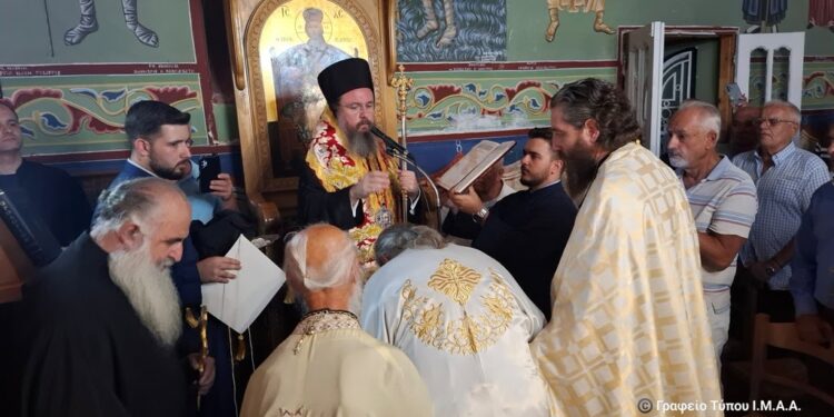 Θέρμο: οφφίκιο του Αρχιμανδρίτου στον Ιερομόναχο Κοσμά Τσούνη