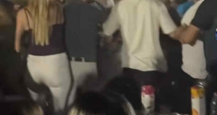 Γροθιές, σπρωξίματα, καρεκλιές στο πανηγύρι στα Σιταράλωνα Αιτωλ/νίας