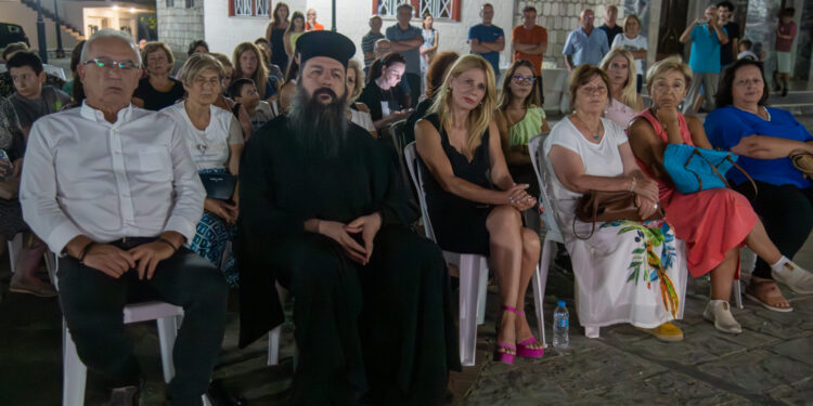 Μεγάλη επιτυχία η προβολή του ιστορικού ντοκιμαντέρ ΙΧΝΗ ΚΑΠΝΟΥ στο Σπάρτο Αμφιλοχίας