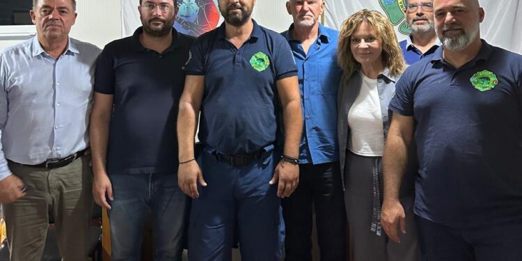 Στις πυρόπληκτες περιοχές της Αιτωλ/νίας κλιμάκιο του ΠΑΣΟΚ