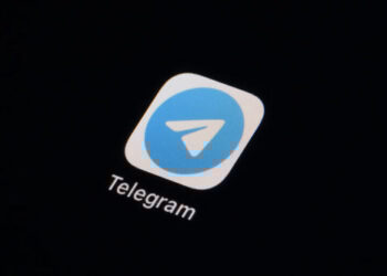 Ρωσία: Επιβάλλονται περιορισμοί σε Telegram και WhatsApp