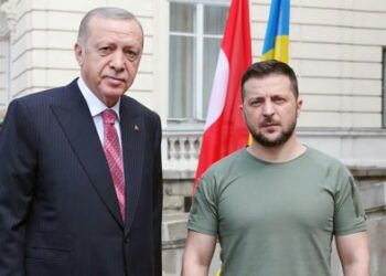 Ερντογάν προτείνει στον Ζελένσκι να φιλοξενήσει τη συνάντηση με τον Πούτιν