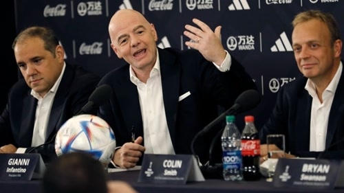 Ινφαντίνο: «Απαράδεκτες» οι ρατσιστικές επιθέσεις