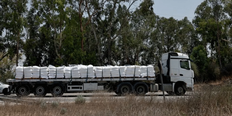 ΟΗΕ: 6.000 φορτηγά με βοήθεια αναμένουν άδεια εισόδου στη Γάζα