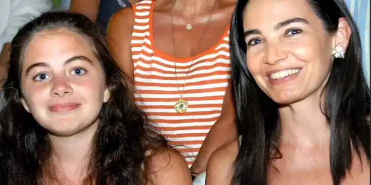 Λένα Σαμαρά: Ποιο ήταν το κορίτσι που όλοι αγαπούσαν – Και πώς είπε αντίο μέσα σε μία ώρα