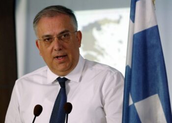 Τ. Θεοδωρικάκος: «Επιστρέφουν στους φορολογούμενους εκατοντάδες εκατ. ευρώ»