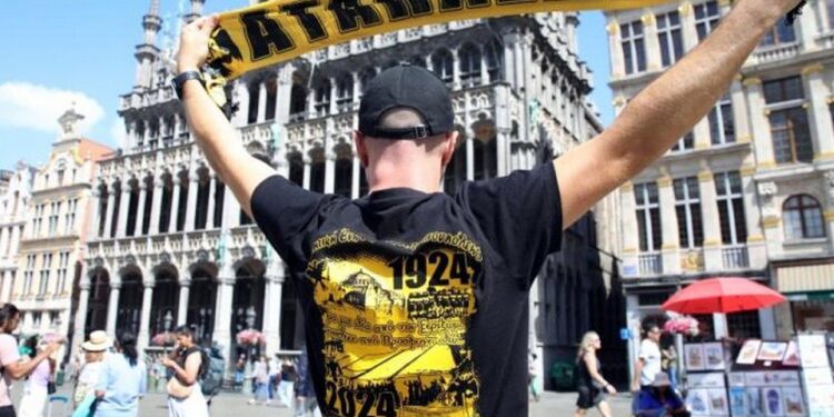 Επεισόδιο με ένταση στις Βρυξέλλες μεταξύ οπαδών της ΑΕΚ και της Αστυνομίας